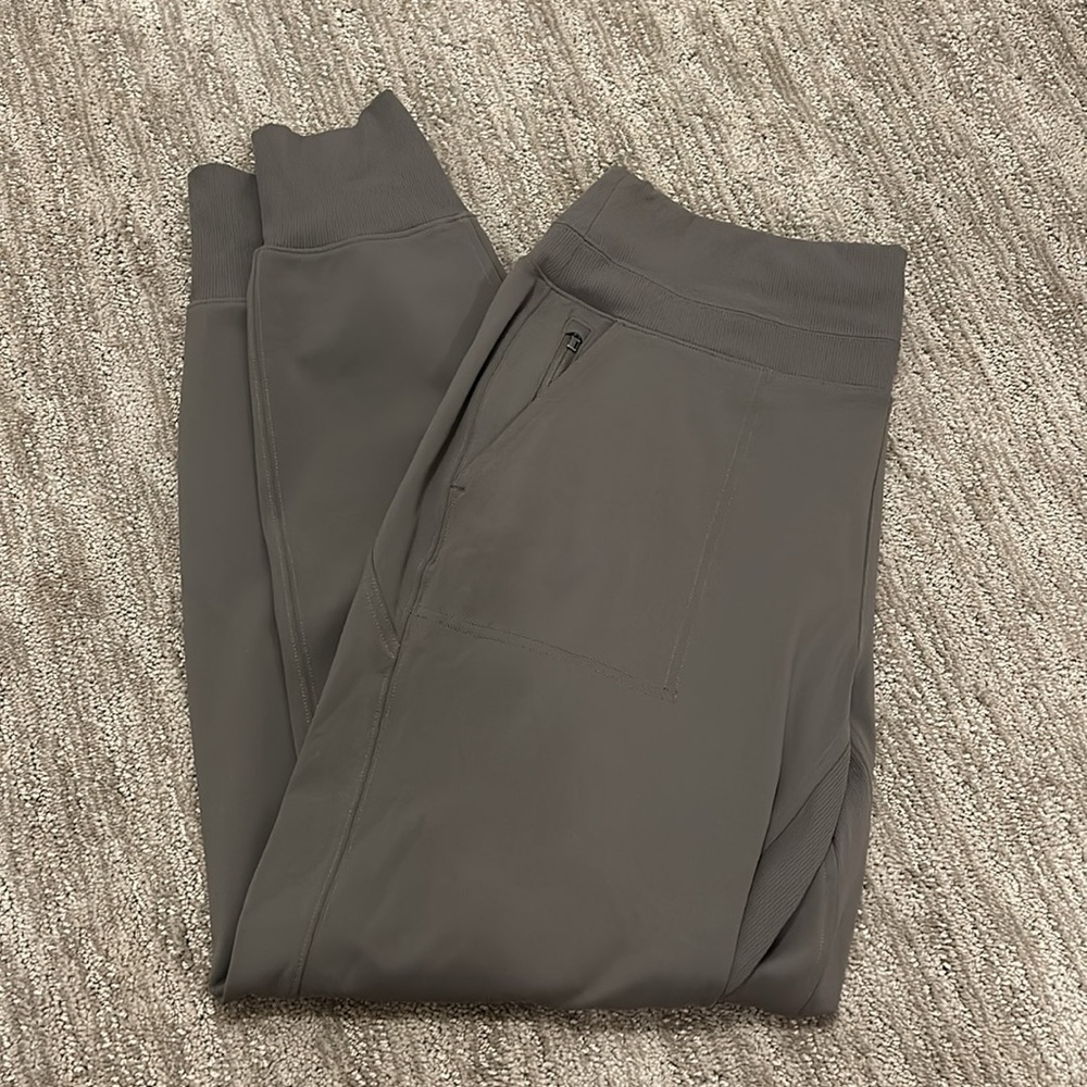 Athleta Women’s Large Tall Sweatpants / Joggers
